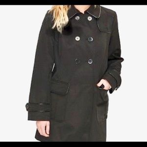 DKNY TRENCH COAT